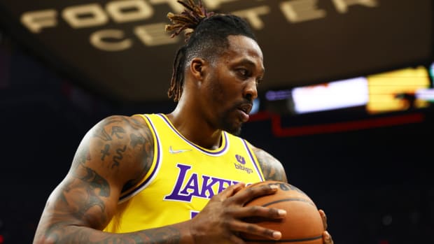 Apr 5, 2022; Phoenix, Arizona, USA; Los Angeles Lakers center Dwight Howard (39) against the Phoenix Suns at Footprint Center. Mandatory Credit: Mark J. Rebilas-USA TODAY Sports